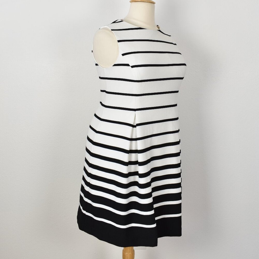 Eliza J Graduated Stripe Pleated Sleeveless Dress - 14W - Picture 9 of 10